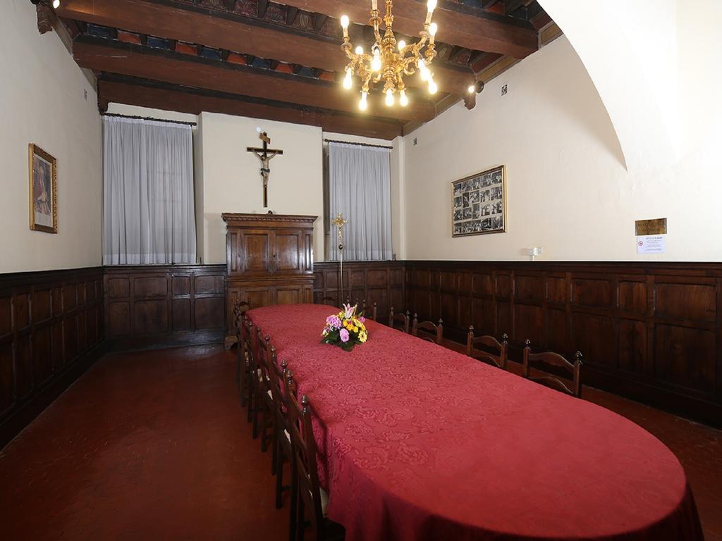 Casa Di Santa Francesca Romana A Ponte Rotto Zewnętrze zdjęcie