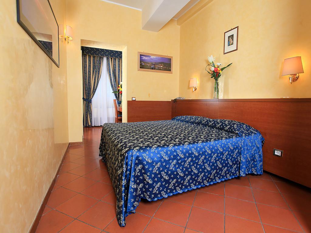 Casa Di Santa Francesca Romana A Ponte Rotto Pokój zdjęcie