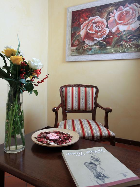 Casa Di Santa Francesca Romana A Ponte Rotto Zewnętrze zdjęcie
