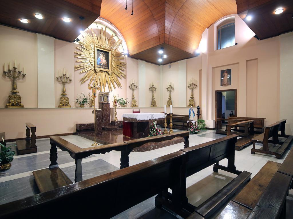Casa Di Santa Francesca Romana A Ponte Rotto Zewnętrze zdjęcie