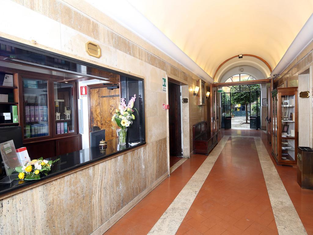 Casa Di Santa Francesca Romana A Ponte Rotto Zewnętrze zdjęcie