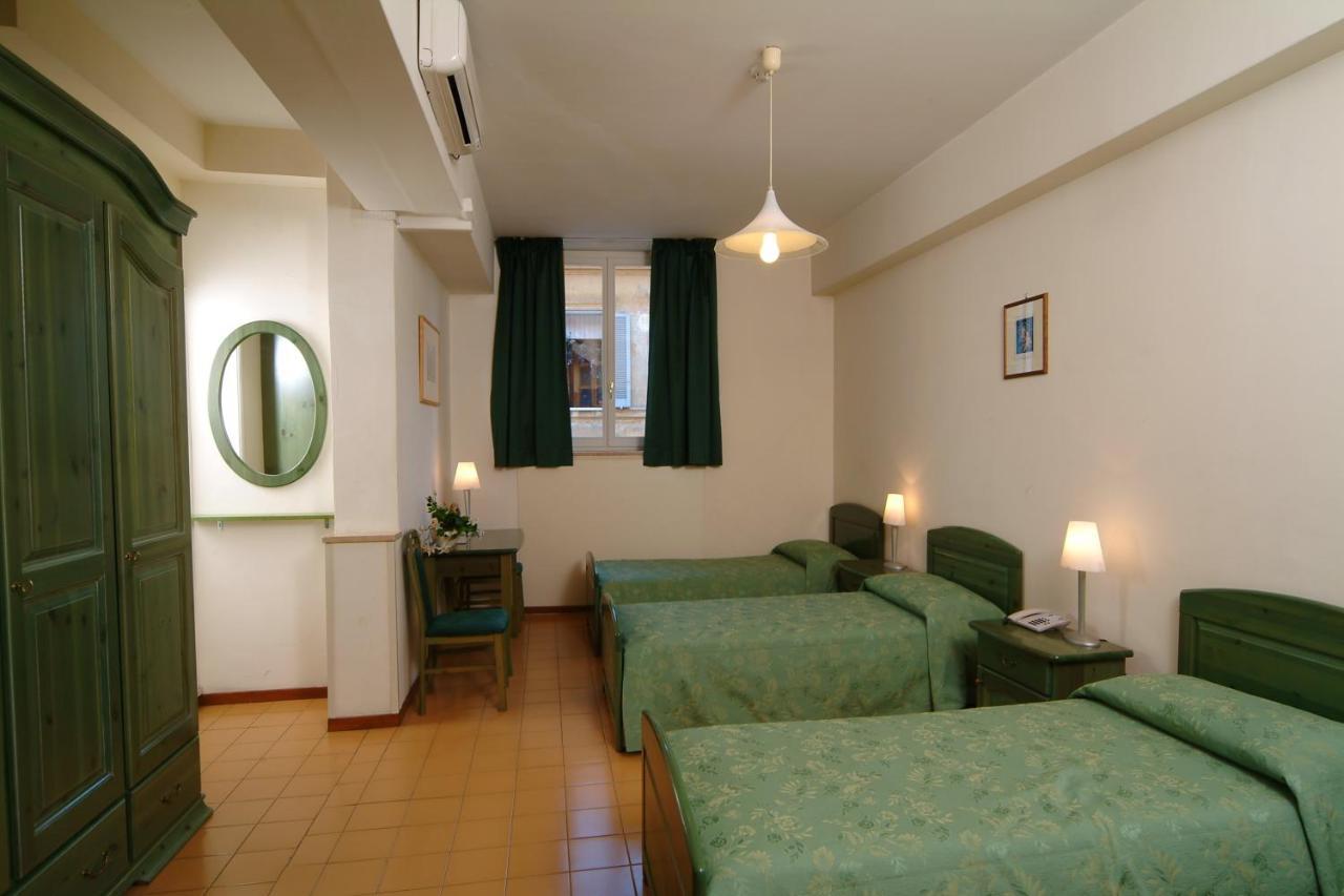 Casa Di Santa Francesca Romana A Ponte Rotto Zewnętrze zdjęcie